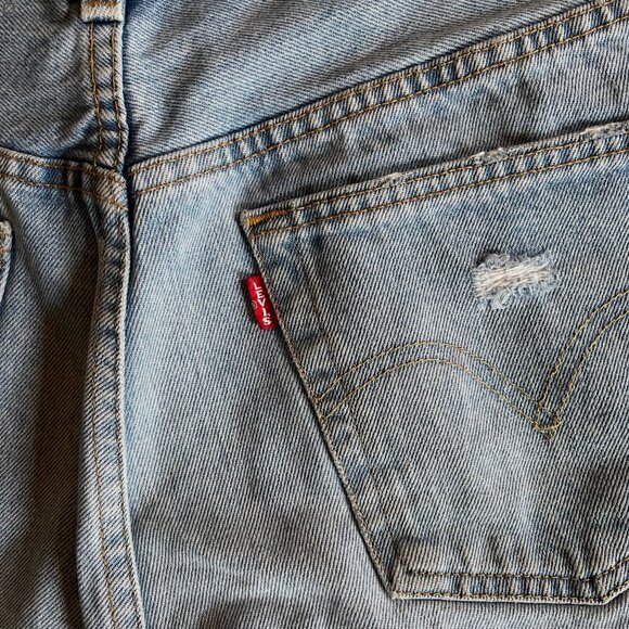 Levi's 501 Denim Shorts - Picture 6 of 6